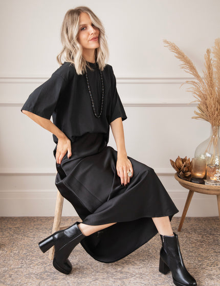 Silkylicious Black - Maxi Skirt