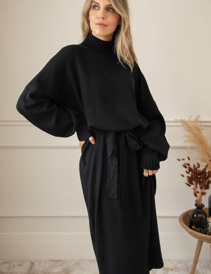 Layla Long Black - Sweater Dress