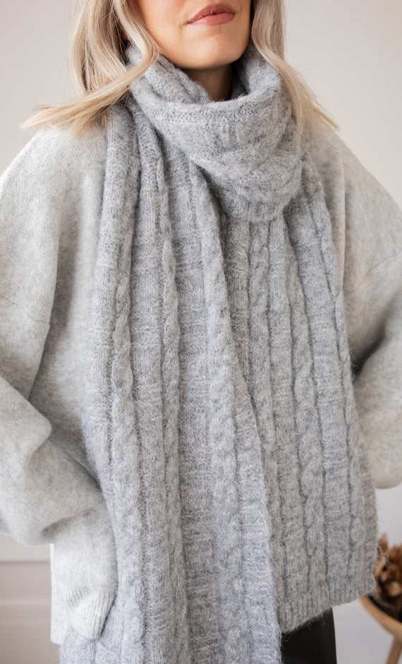 Cassie Cable Grey - Scarf