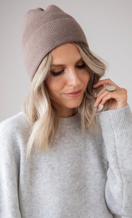 The Basic Beanie Taupe - Muts