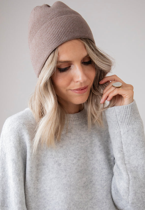 The Basic Beanie Taupe - Muts