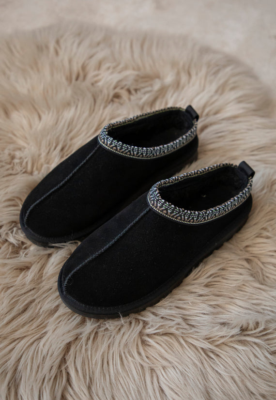 Walking On Clouds Black - Slip On