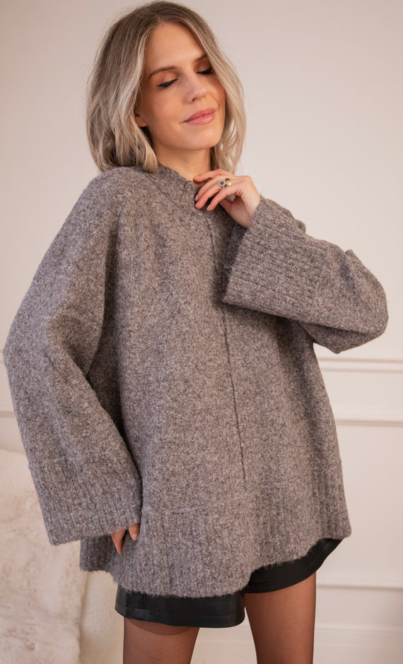 Odile Dark Brown - Sweater/Sweater Dress