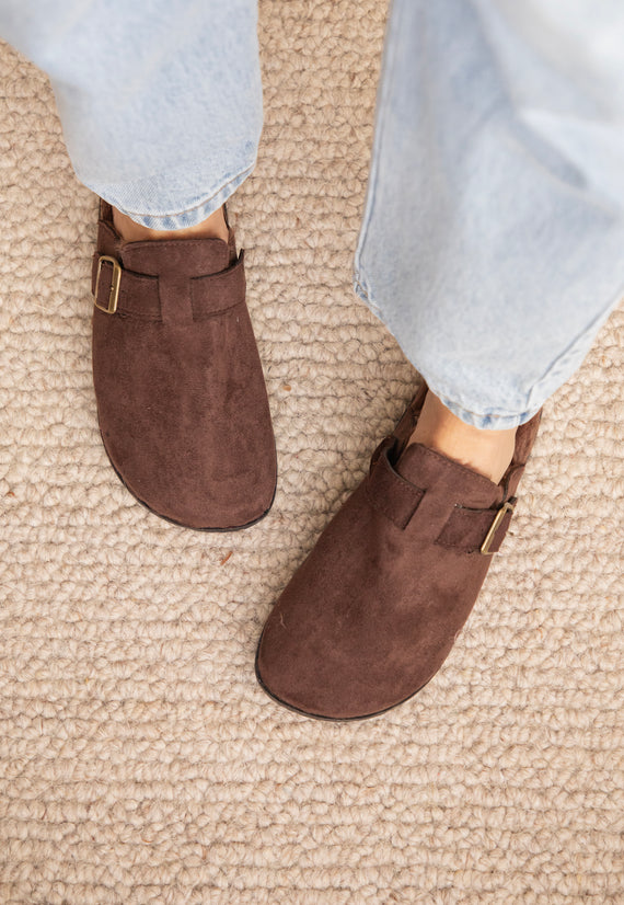 Cozy Buckle Clogs Choco - Flats