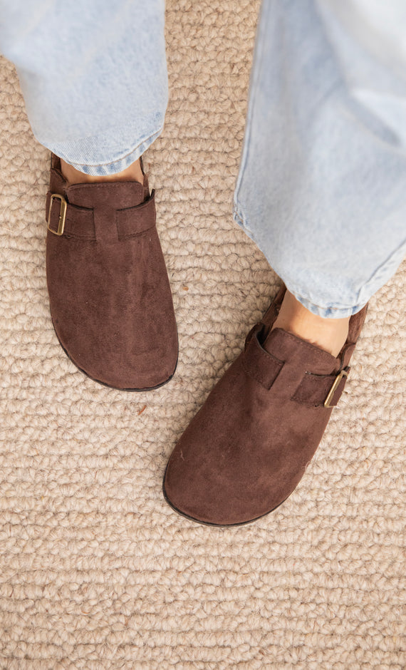 Cozy Buckle Clogs Choco - Flats