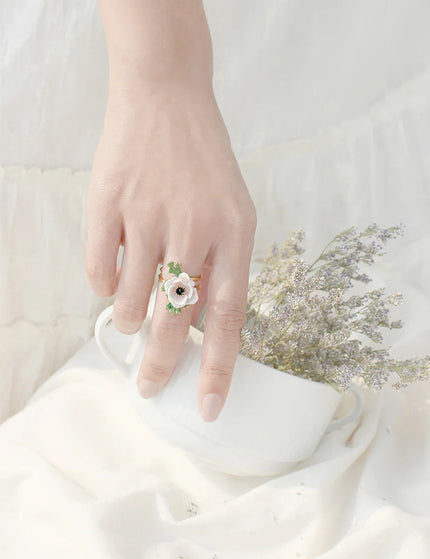 Anemone White - Ring