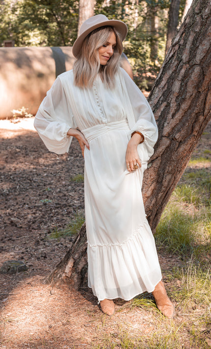 Matilda Off White - Maxi Dress