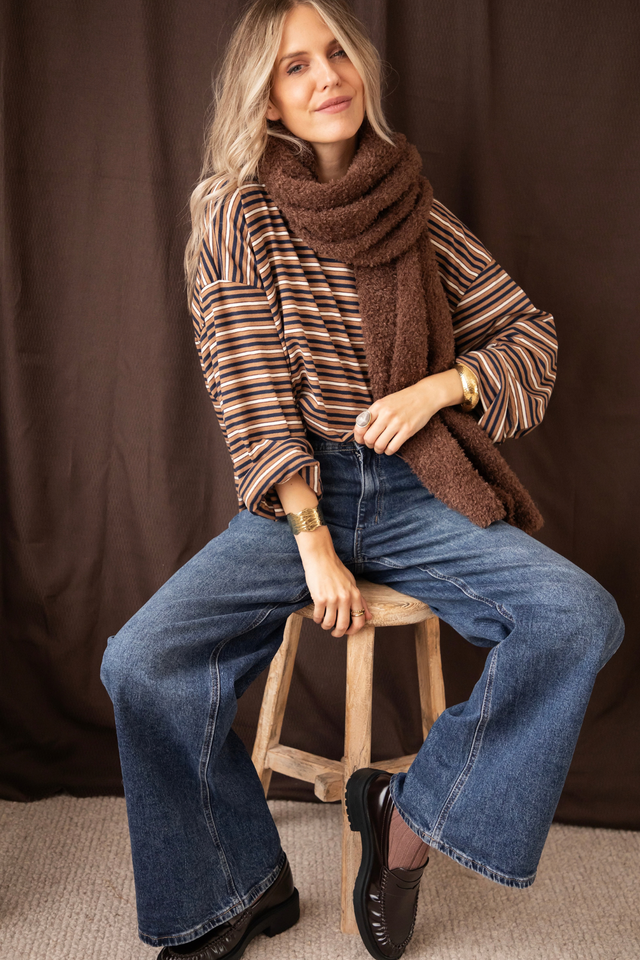 <h4><span style="text-decoration:underline">New Season Mood</span></h4><h2>One look, all the fall feels.</h2>