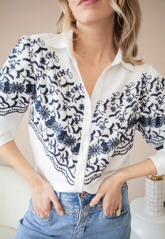 Blooming Broidery White/Navy - Blouse - ellemilla