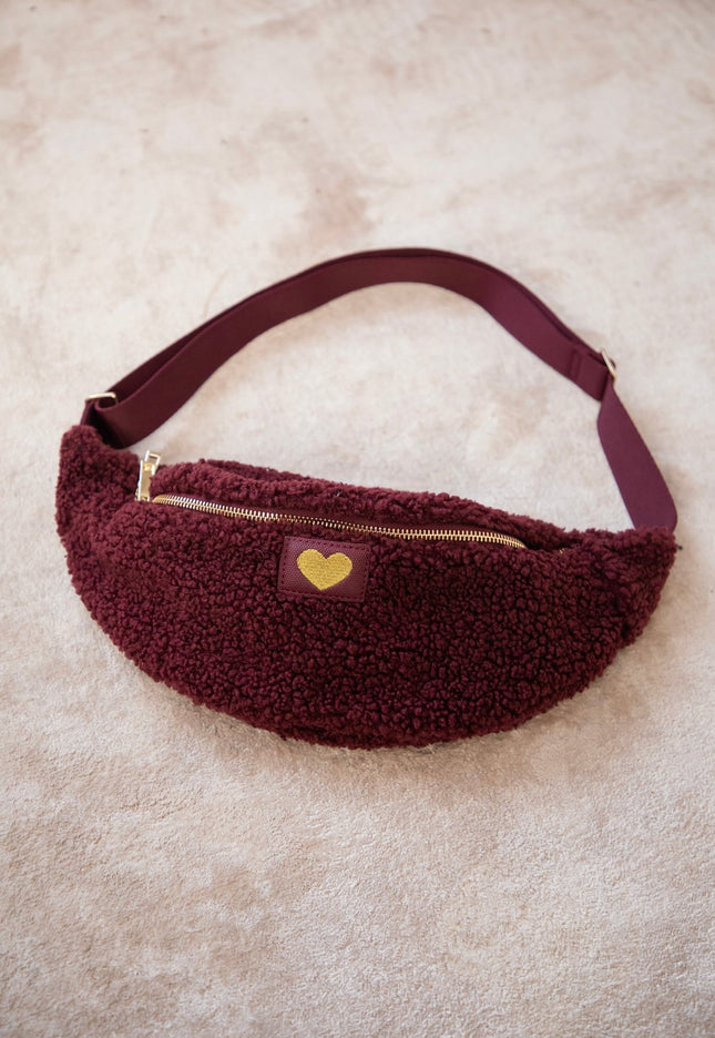 Carry Love With You Ted Burgundy - Heuptas - ellemilla