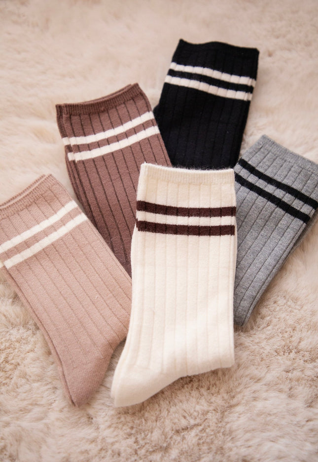 Cozy Lines Taupe - Sokken - ellemilla