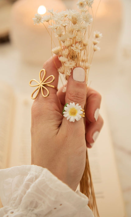 Daisy White - Ring - ellemilla