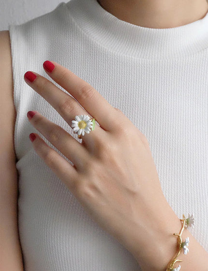 Daisy White - Ring - ellemilla