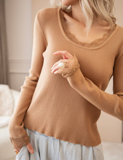 Elsie Laced Camel - Longsleeve - ellemilla