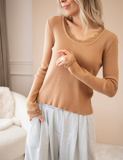 Elsie Laced Camel - Longsleeve - ellemilla