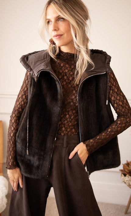 Faux Fur Escape Cacao - Bodywarmer - ellemilla