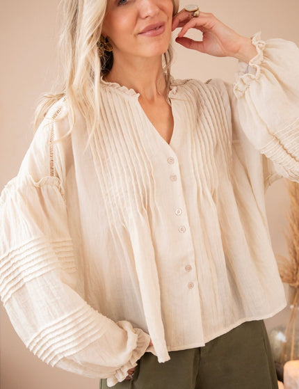 Fine Folds Beige - Blouse - ellemilla