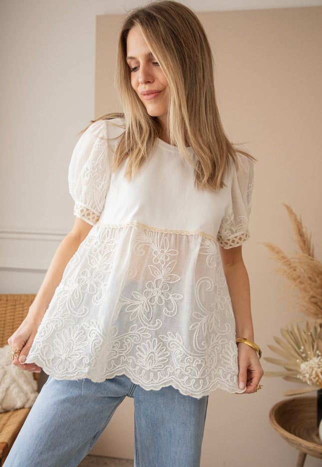 Full Blossom Beauty White - T-Shirt - ellemilla