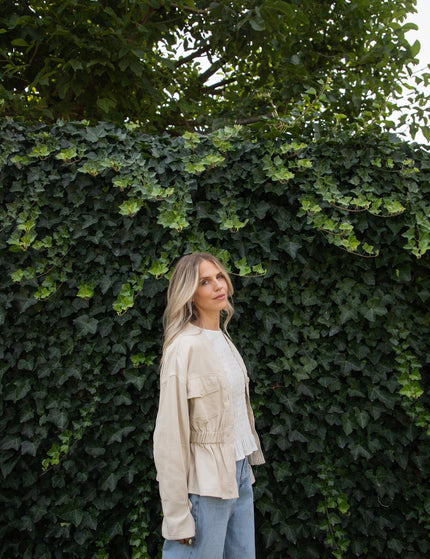 Gathered Grace Beige - Jacket - ellemilla