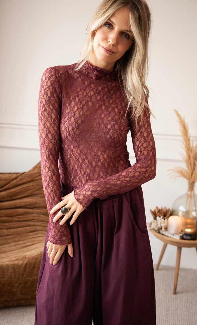 Lace Layer Burgundy - Longsleeve - ellemilla