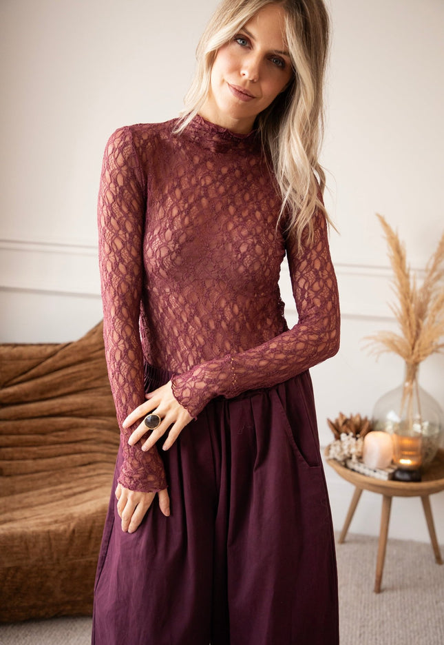 Lace Layer Burgundy - Longsleeve - ellemilla