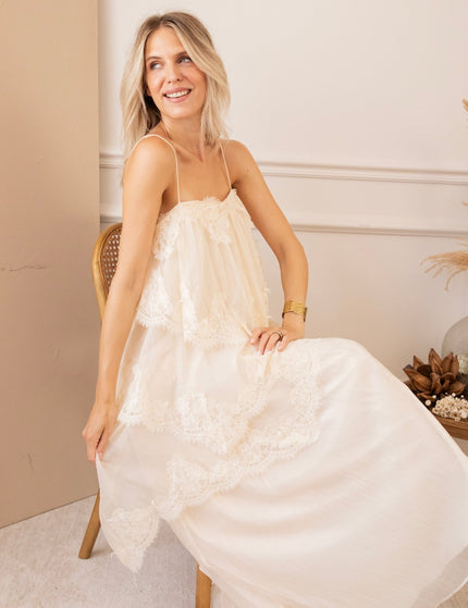 Layers Of Lace Beige - Maxi Jurk - ellemilla
