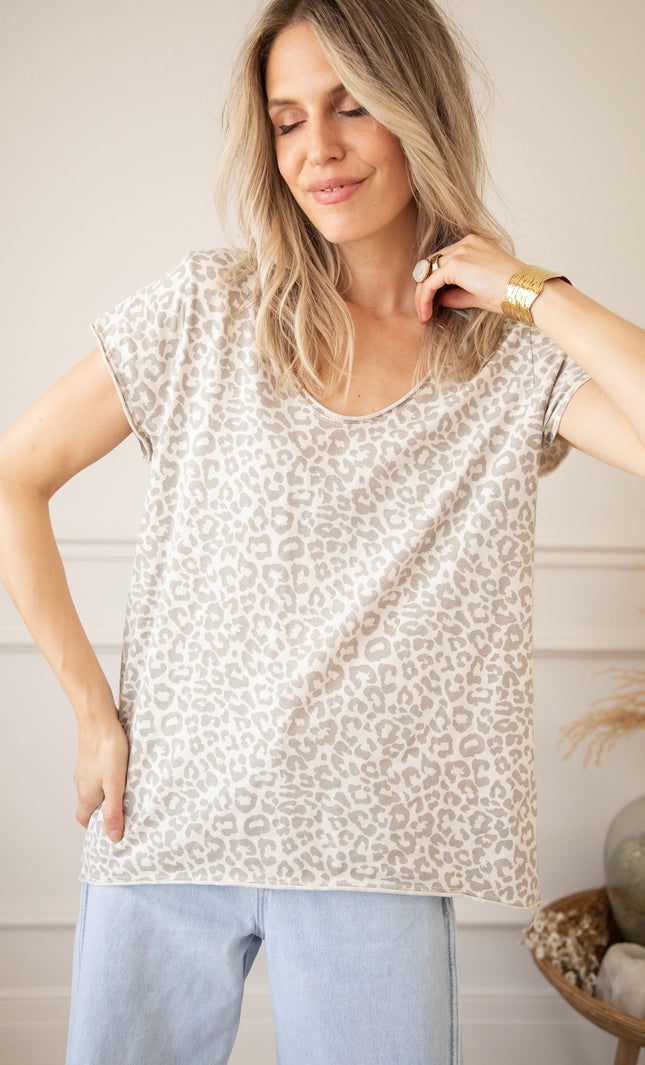 Leopard Everyday Beige - T-Shirt - ellemilla