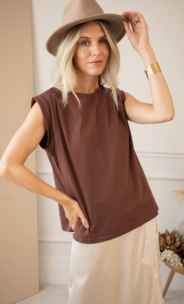 Pop Of Ease Brown - Top - ellemilla