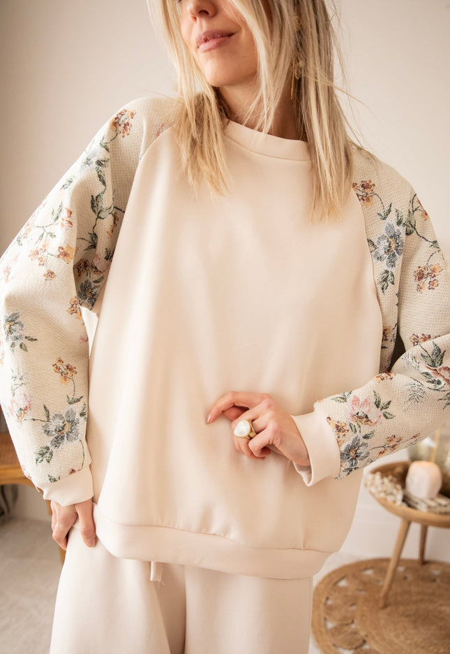 Rosy Belle Beige - Sweater - ellemilla