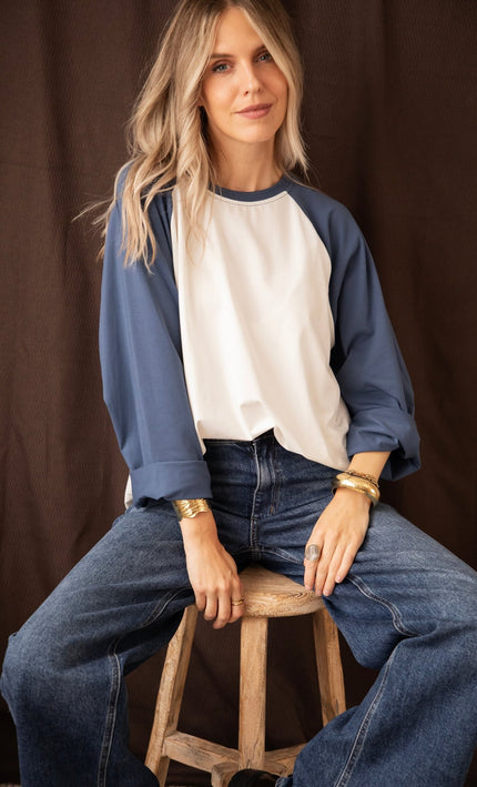 Sadie Raglan Dusty Blue/Off White - Longsleeve - ellemilla