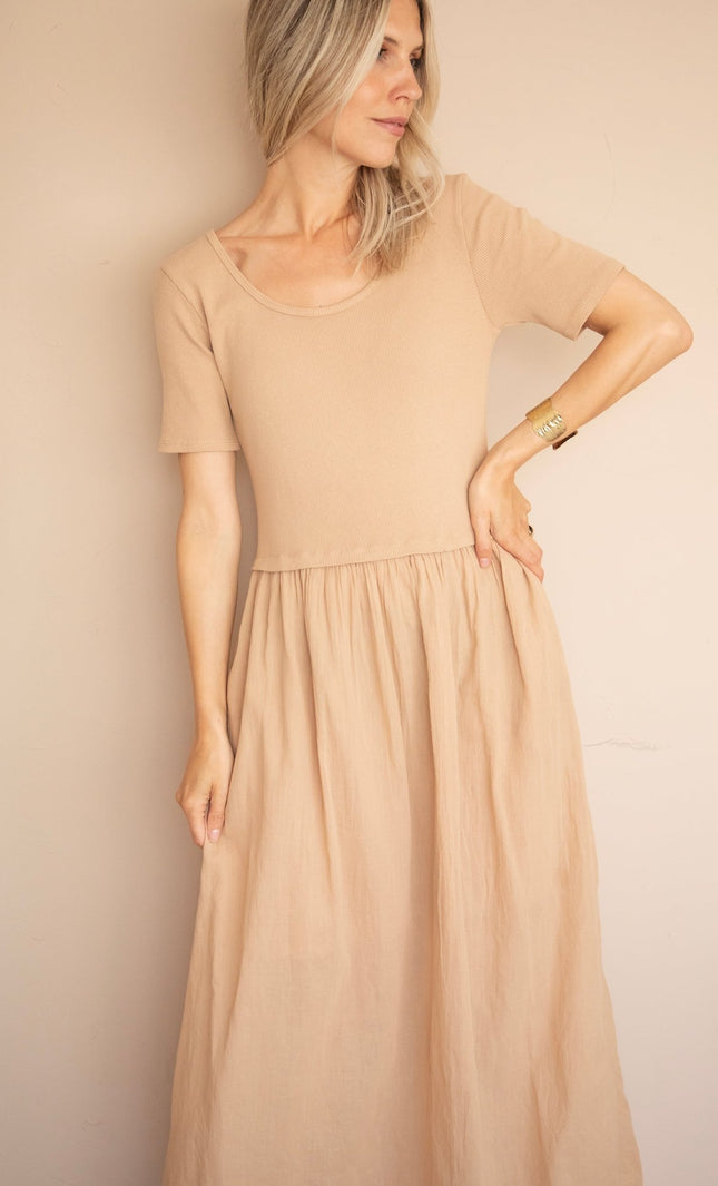 Soraya Short Sleeve Beige - Maxi Jurk - ellemilla