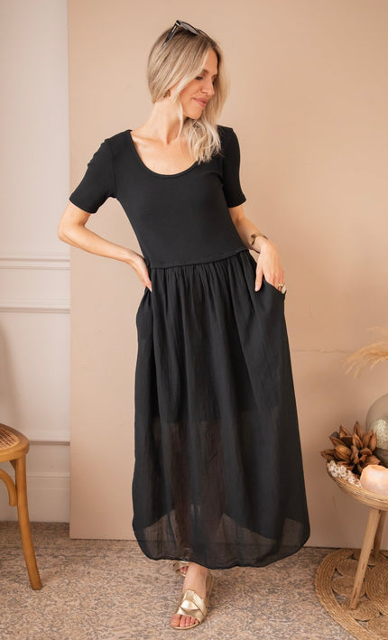 Soraya Short Sleeve Black - Maxi Jurk - ellemilla
