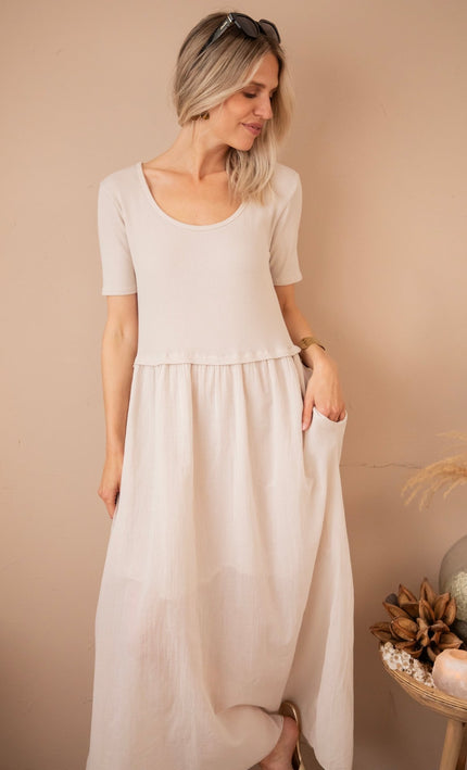 Soraya Short Sleeve Café Au Lait - Maxi Jurk - ellemilla