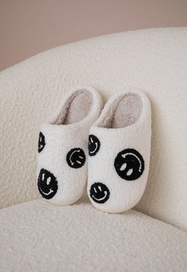 Spread Happiness Off White/Black - Slippers - ellemilla