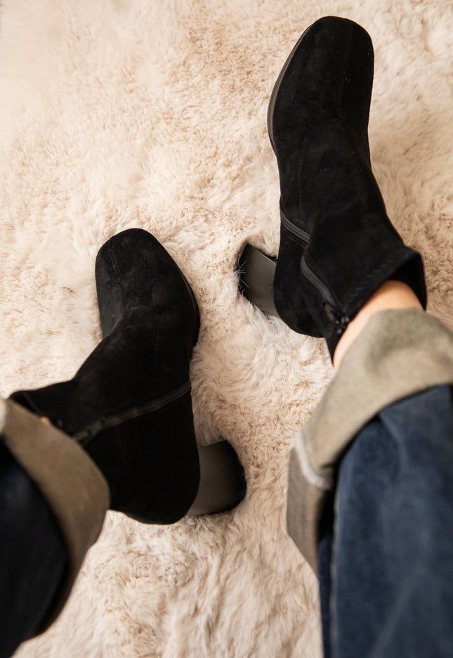 Steady Steps Black - Boots - ellemilla