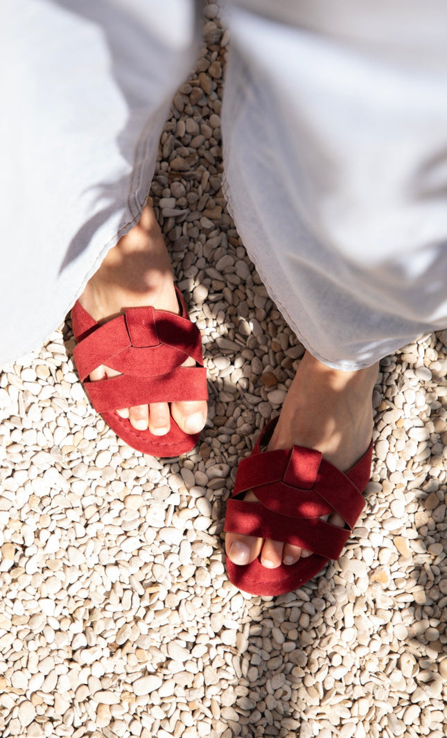 Strolling Straps Suede Bordeaux - Slippers - ellemilla