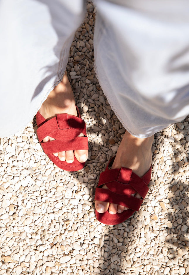 Strolling Straps Suede Bordeaux - Slippers - ellemilla