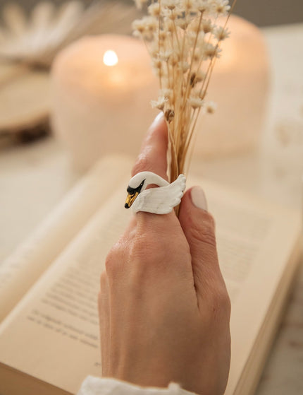Swan White - Ring - ellemilla