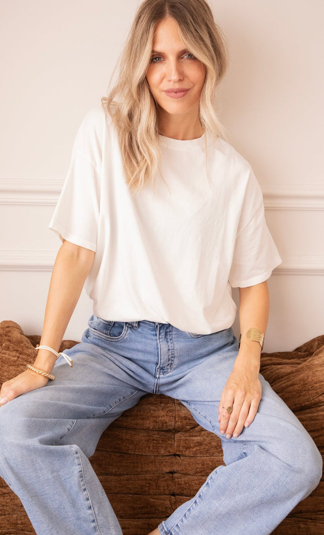 The Base White - T-Shirt - ellemilla