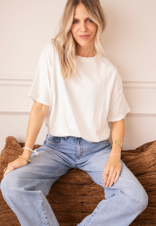 The Base White - T-Shirt - ellemilla