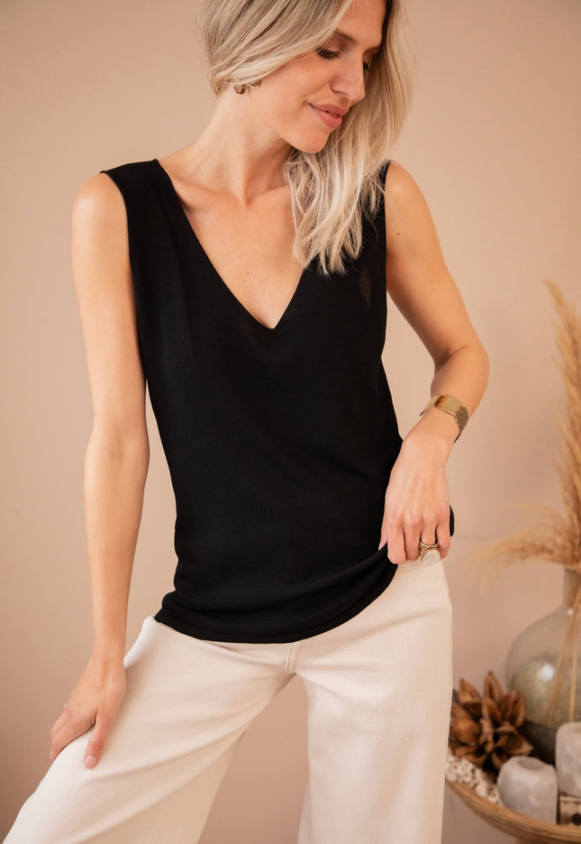 Yuna Black - Top - ellemilla